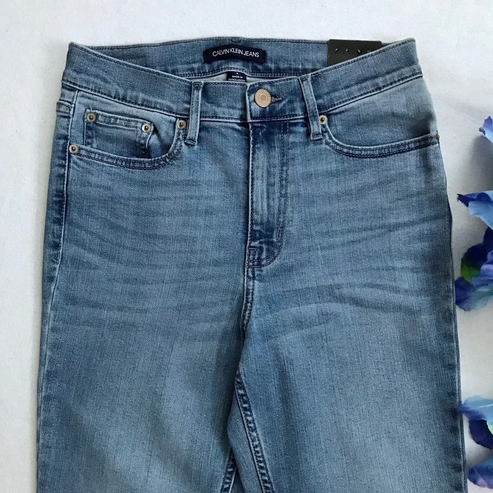 Calvin Klein NWT Mid Rise Skinny Ankle Jeans Women Various - Picture 3 of 8